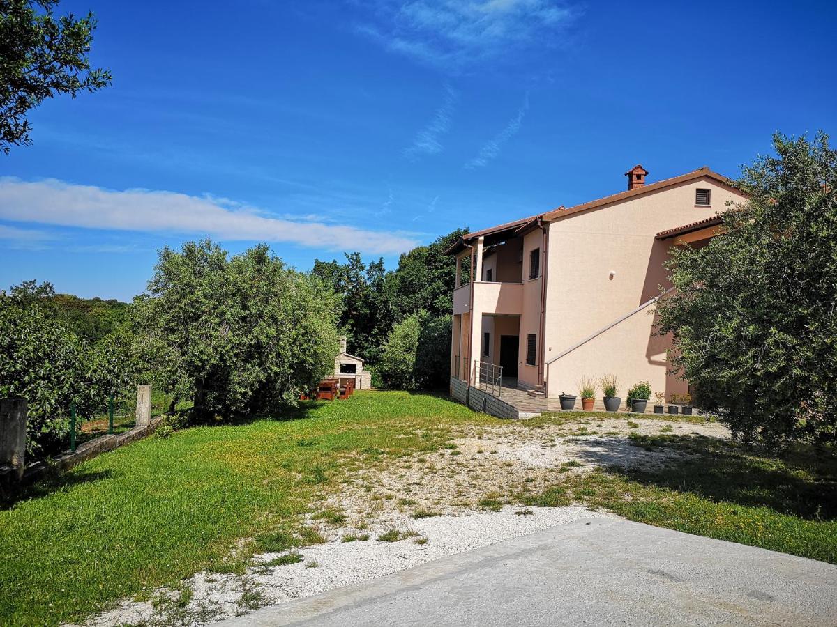 Villa Lili Пула Екстериор снимка