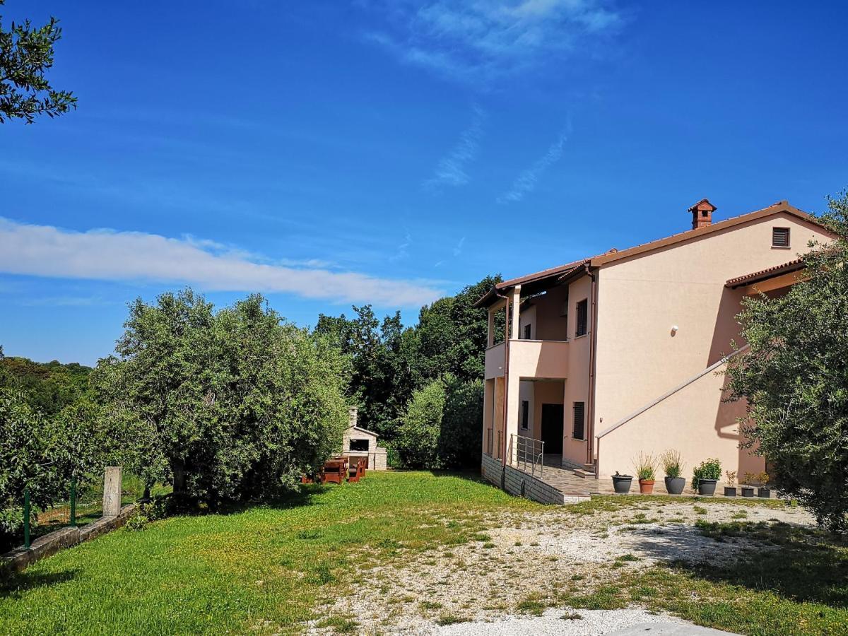 Villa Lili Пула Екстериор снимка