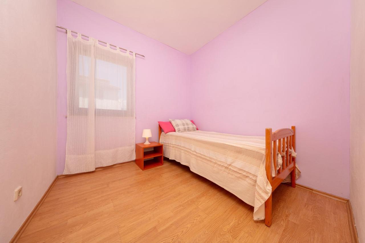 Villa Lili Пула Екстериор снимка