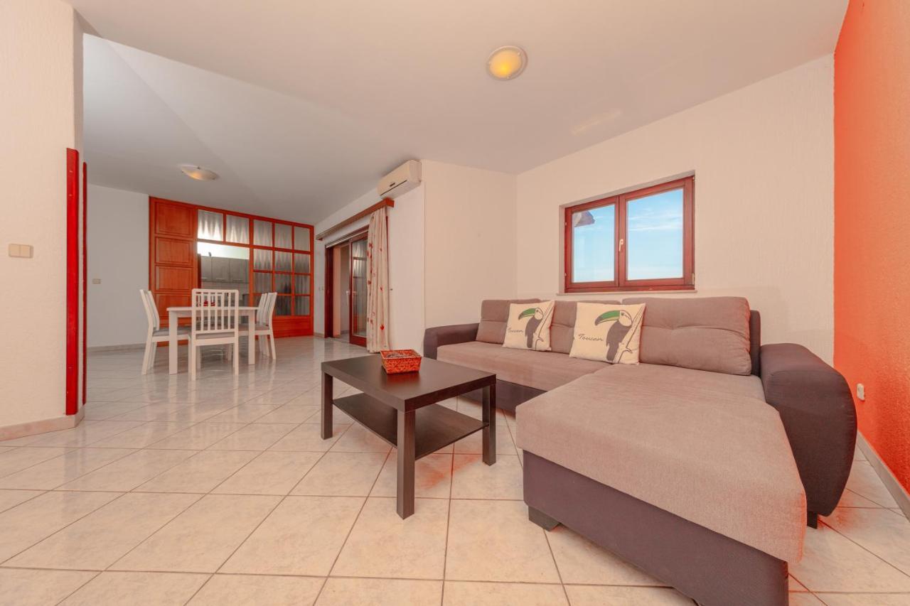 Villa Lili Пула Екстериор снимка