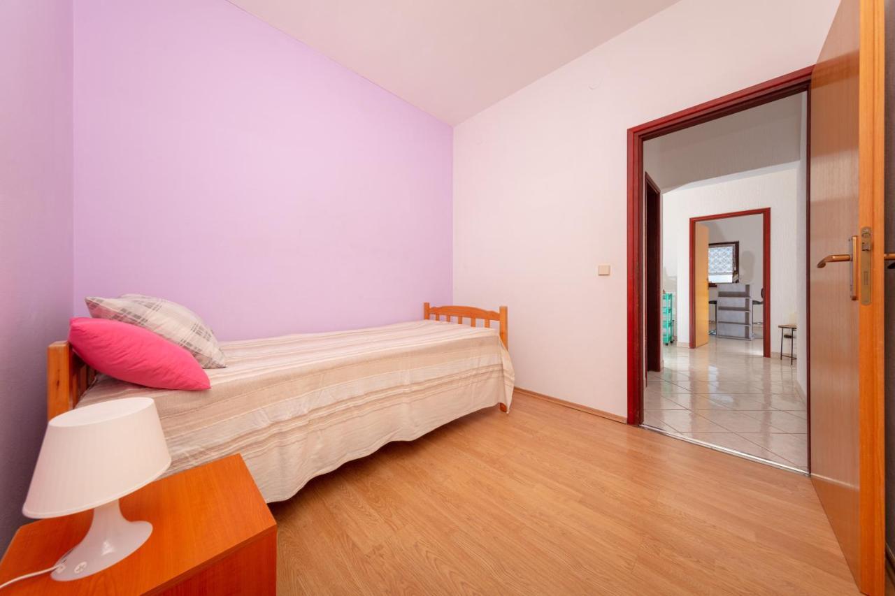 Villa Lili Пула Екстериор снимка